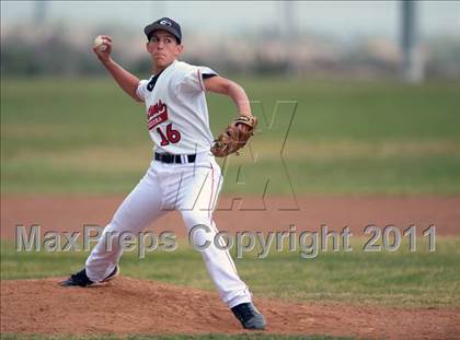Thumbnail 1 in Glendora @ Los Osos photogallery.