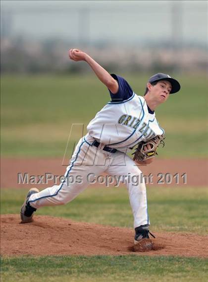Thumbnail 1 in Glendora @ Los Osos photogallery.