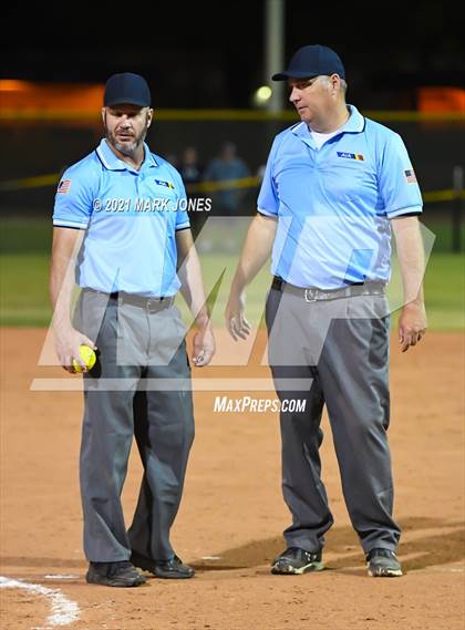 Thumbnail 3 in Payson vs. Tanque Verde (AIA 3A Semifinal) photogallery.