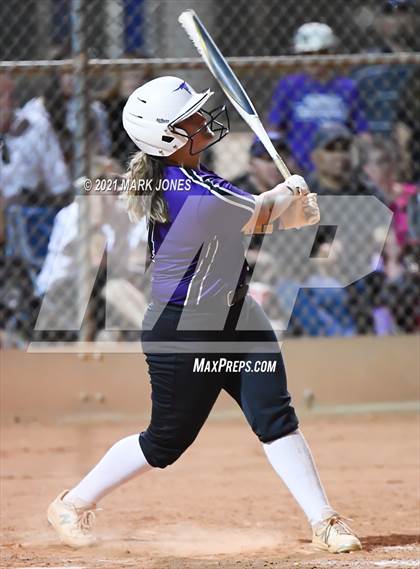 Thumbnail 1 in Payson vs. Tanque Verde (AIA 3A Semifinal) photogallery.
