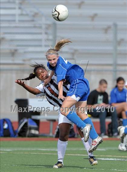 Thumbnail 1 in Rocklin vs. Roseville (CIF SJS D2 Final) photogallery.