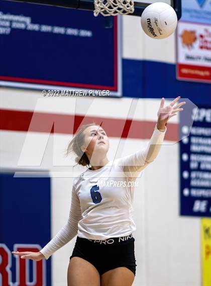 Thumbnail 1 in Triton @ Terry Sanford photogallery.