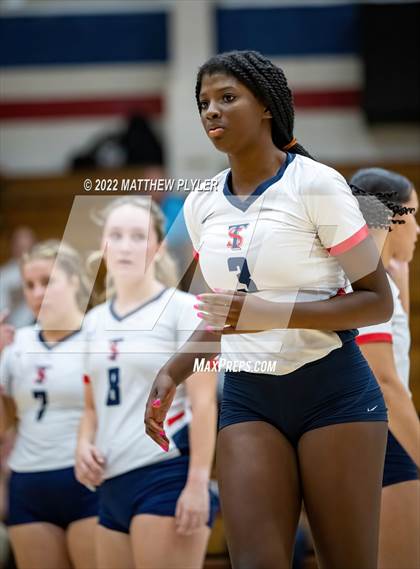Thumbnail 1 in Triton @ Terry Sanford photogallery.