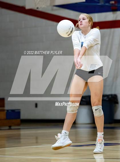 Thumbnail 3 in Triton @ Terry Sanford photogallery.