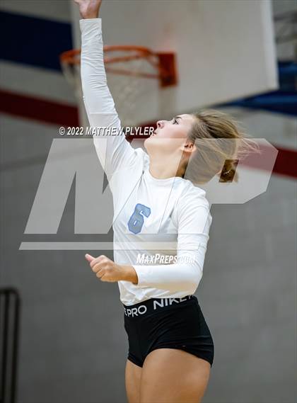 Thumbnail 1 in Triton @ Terry Sanford photogallery.