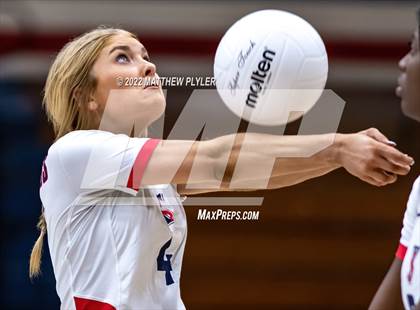 Thumbnail 2 in Triton @ Terry Sanford photogallery.