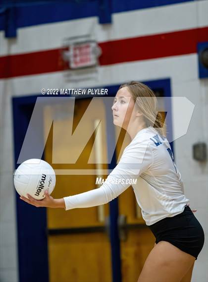 Thumbnail 2 in Triton @ Terry Sanford photogallery.