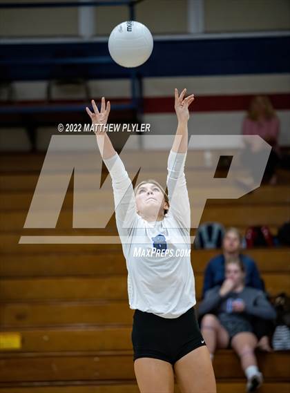 Thumbnail 1 in Triton @ Terry Sanford photogallery.