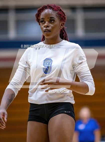 Thumbnail 2 in Triton @ Terry Sanford photogallery.