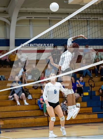 Thumbnail 1 in Triton @ Terry Sanford photogallery.