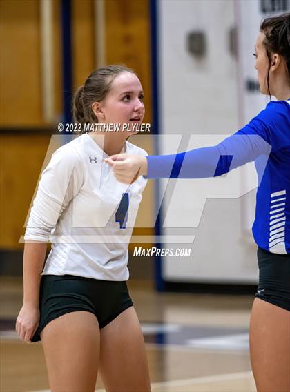 Thumbnail 1 in Triton @ Terry Sanford photogallery.