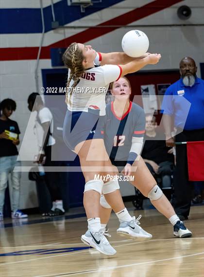 Thumbnail 2 in Triton @ Terry Sanford photogallery.