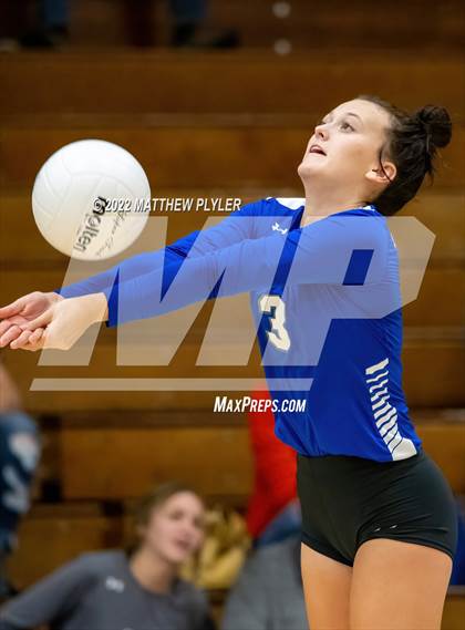 Thumbnail 2 in Triton @ Terry Sanford photogallery.