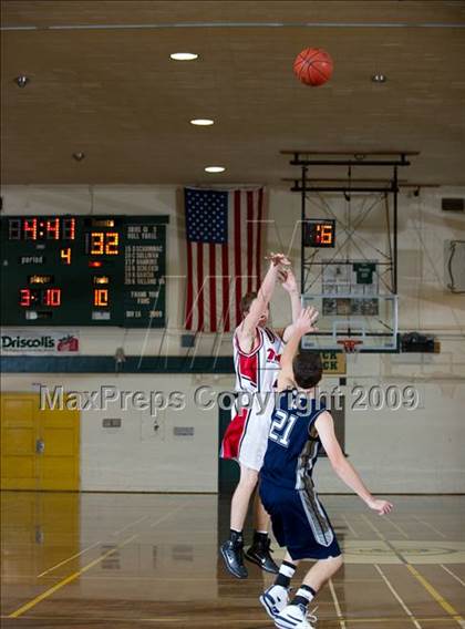 Thumbnail 2 in Troy vs Northwood (Santa Barbara Holiday Classic) photogallery.