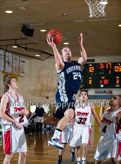 Thumbnail 2 in Troy vs Northwood (Santa Barbara Holiday Classic) photogallery.