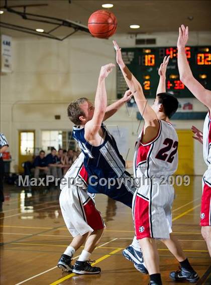 Thumbnail 1 in Troy vs Northwood (Santa Barbara Holiday Classic) photogallery.
