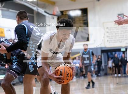 Thumbnail 3 in Villa Park @ Foothill photogallery.