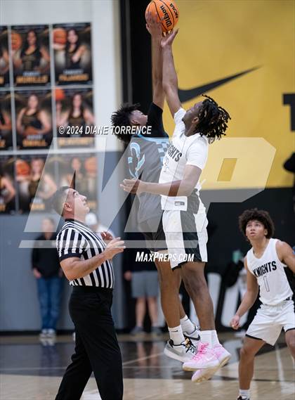 Thumbnail 1 in Villa Park @ Foothill photogallery.