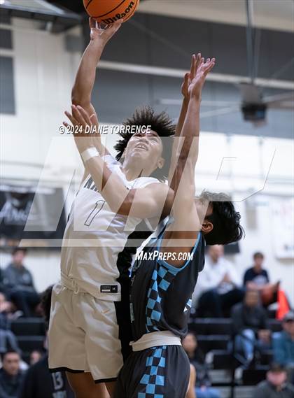Thumbnail 1 in Villa Park @ Foothill photogallery.