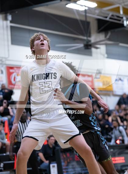 Thumbnail 3 in Villa Park @ Foothill photogallery.