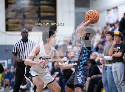 Thumbnail 1 in Villa Park @ Foothill photogallery.
