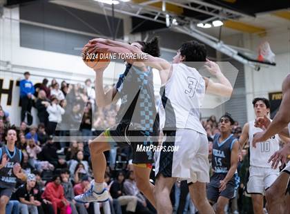 Thumbnail 1 in Villa Park @ Foothill photogallery.