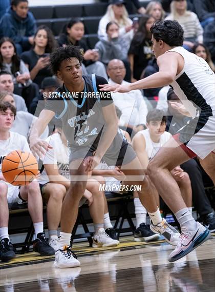Thumbnail 1 in Villa Park @ Foothill photogallery.