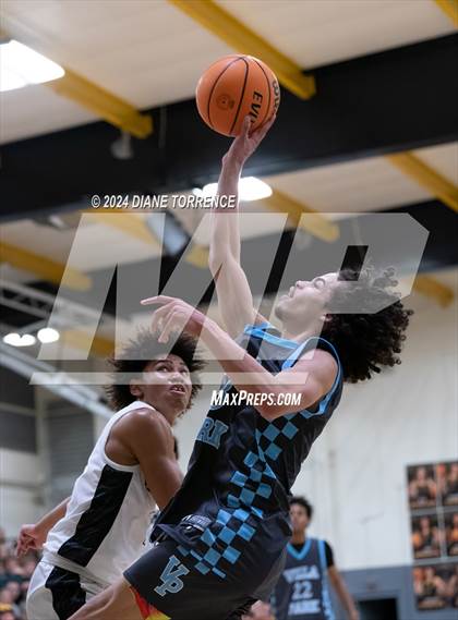 Thumbnail 1 in Villa Park @ Foothill photogallery.