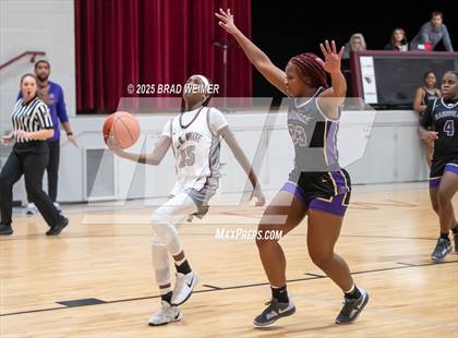 Thumbnail 2 in Hahnville @ E.D. White photogallery.