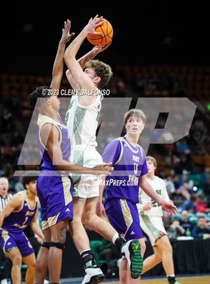 Thumbnail 2 in Fossil Ridge vs Fort Collins (CHSAA Boys 6A Great 8) photogallery.