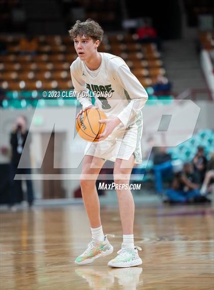 Thumbnail 2 in Fossil Ridge vs Fort Collins (CHSAA Boys 6A Great 8) photogallery.