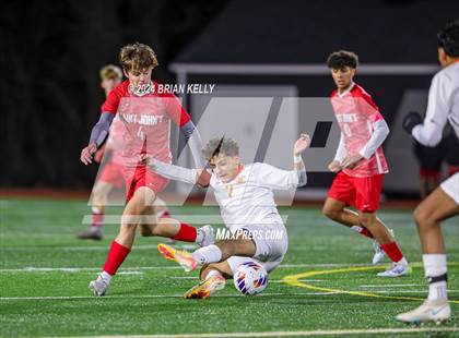 Thumbnail 2 in St. John's vs Newton North (MIAA Division 1 Final) photogallery.