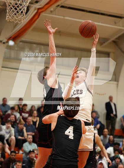 Thumbnail 2 in Lower Merion vs Radnor photogallery.