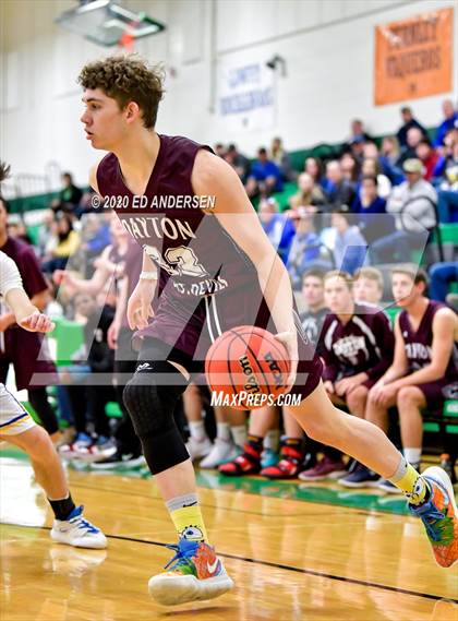 Thumbnail 3 in Lowry vs. Dayton (NIAA 3A Northern Quarterfinals) photogallery.