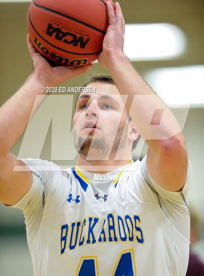 Thumbnail 3 in Lowry vs. Dayton (NIAA 3A Northern Quarterfinals) photogallery.
