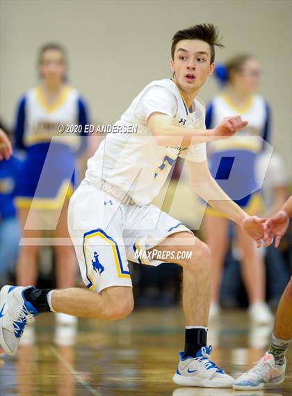 Thumbnail 1 in Lowry vs. Dayton (NIAA 3A Northern Quarterfinals) photogallery.