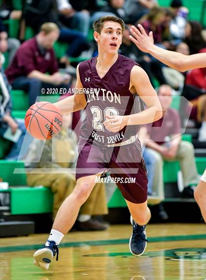 Thumbnail 1 in Lowry vs. Dayton (NIAA 3A Northern Quarterfinals) photogallery.