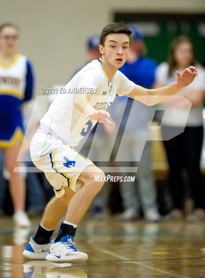 Thumbnail 2 in Lowry vs. Dayton (NIAA 3A Northern Quarterfinals) photogallery.
