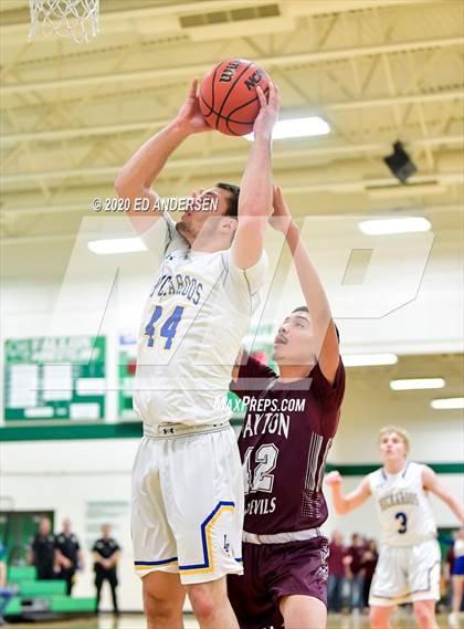 Thumbnail 3 in Lowry vs. Dayton (NIAA 3A Northern Quarterfinals) photogallery.