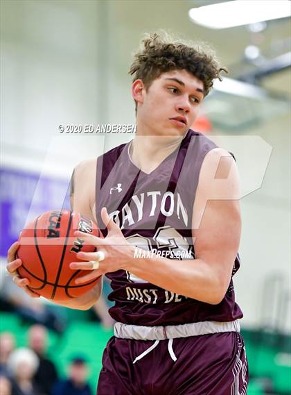 Thumbnail 2 in Lowry vs. Dayton (NIAA 3A Northern Quarterfinals) photogallery.
