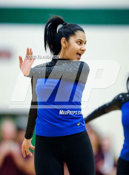 Thumbnail 2 in Lowry vs. Dayton (NIAA 3A Northern Quarterfinals) photogallery.