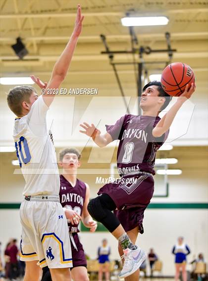 Thumbnail 3 in Lowry vs. Dayton (NIAA 3A Northern Quarterfinals) photogallery.
