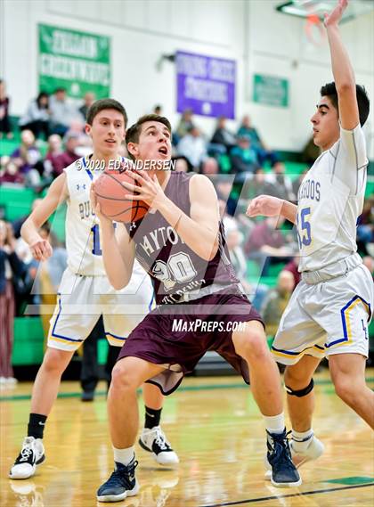 Thumbnail 1 in Lowry vs. Dayton (NIAA 3A Northern Quarterfinals) photogallery.