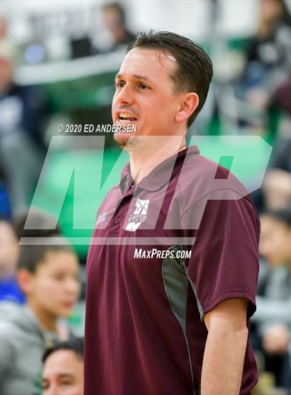 Thumbnail 1 in Lowry vs. Dayton (NIAA 3A Northern Quarterfinals) photogallery.