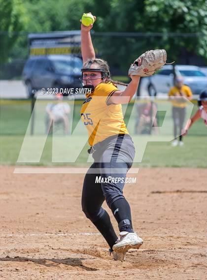 Thumbnail 1 in Central Lee vs Williamsburg (Rick Doran Classic) photogallery.