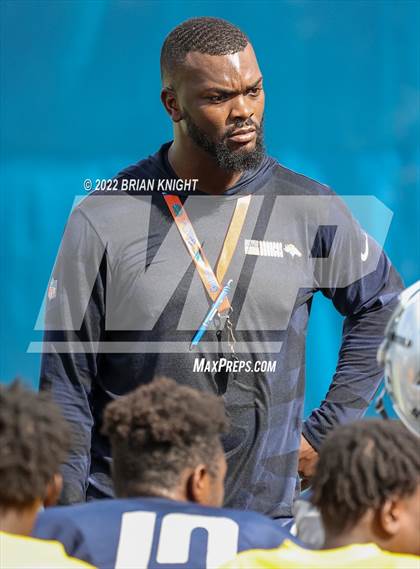 Thumbnail 1 in Auburndale vs Ridge Community (LRFOA Field Clinic - Scrimmage) photogallery.