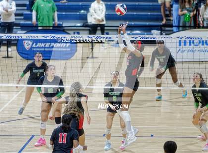 Thumbnail 1 in McIntosh vs. Woodward Academy (GHSA AAAAA State Volleyball Final) photogallery.