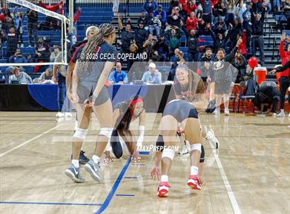 Thumbnail 1 in McIntosh vs. Woodward Academy (GHSA AAAAA State Volleyball Final) photogallery.