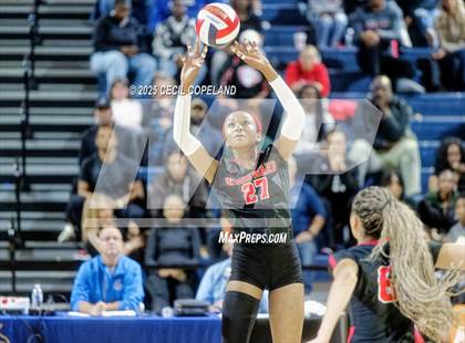 Thumbnail 3 in McIntosh vs. Woodward Academy (GHSA AAAAA State Volleyball Final) photogallery.