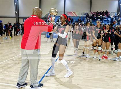 Thumbnail 1 in McIntosh vs. Woodward Academy (GHSA AAAAA State Volleyball Final) photogallery.